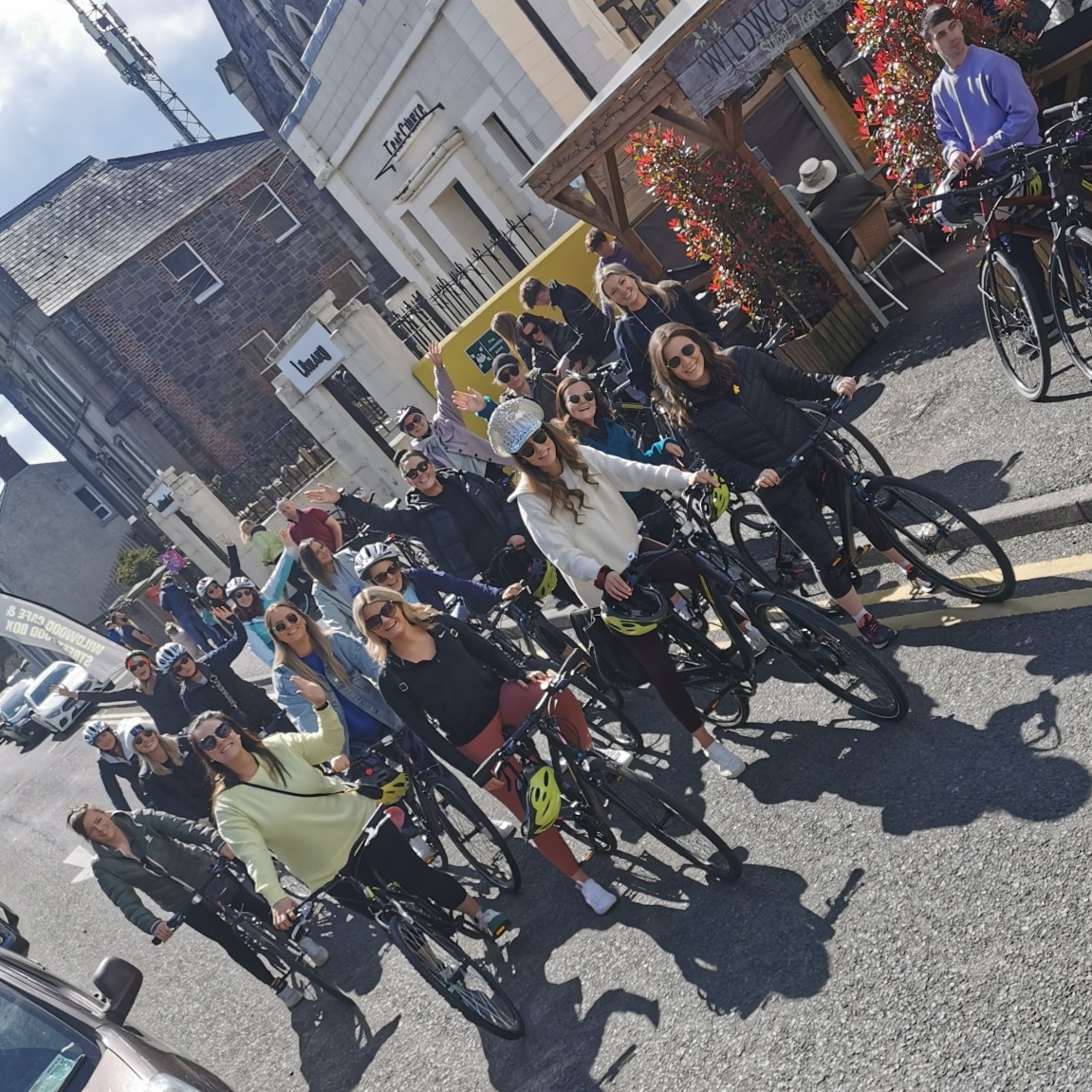 <span  class="uc_style_uc_tiles_grid_image_elementor_uc_items_attribute_title" style="color:#ffffff;">bike group</span>