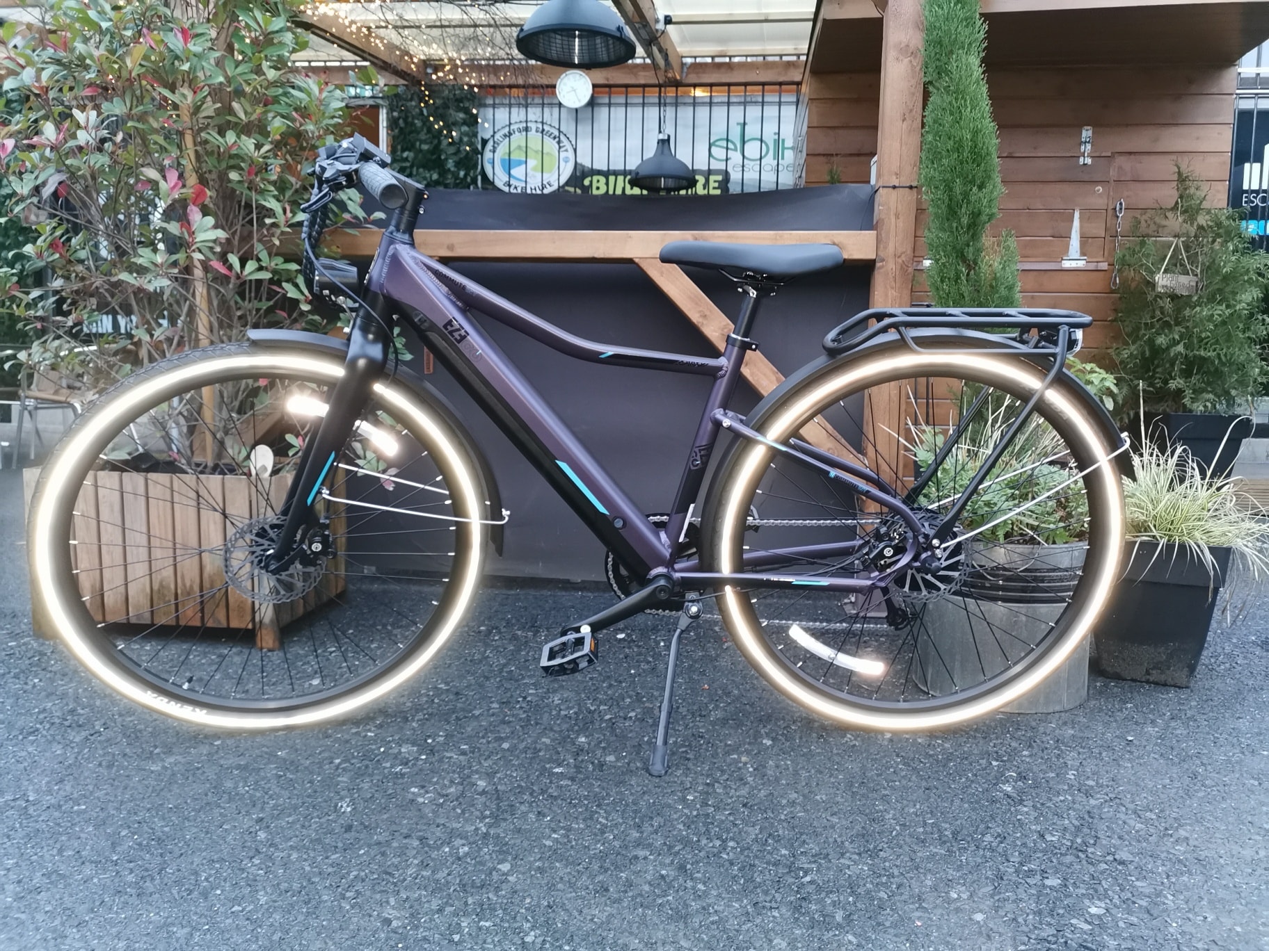 <span  class="uc_style_uc_tiles_grid_image_elementor_uc_items_attribute_title" style="color:#ffffff;">ebike 2</span>